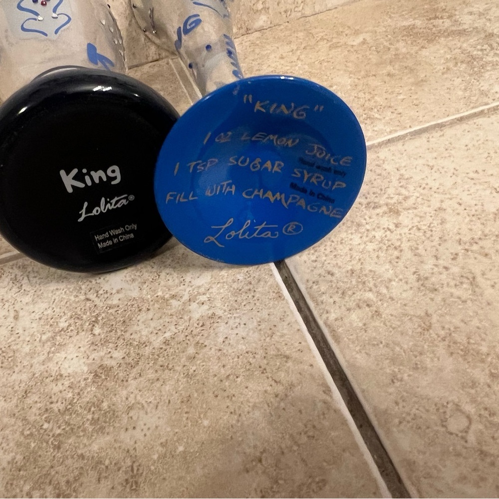 Blue and Silver King Themed Glass Set - Picture 3 of 4